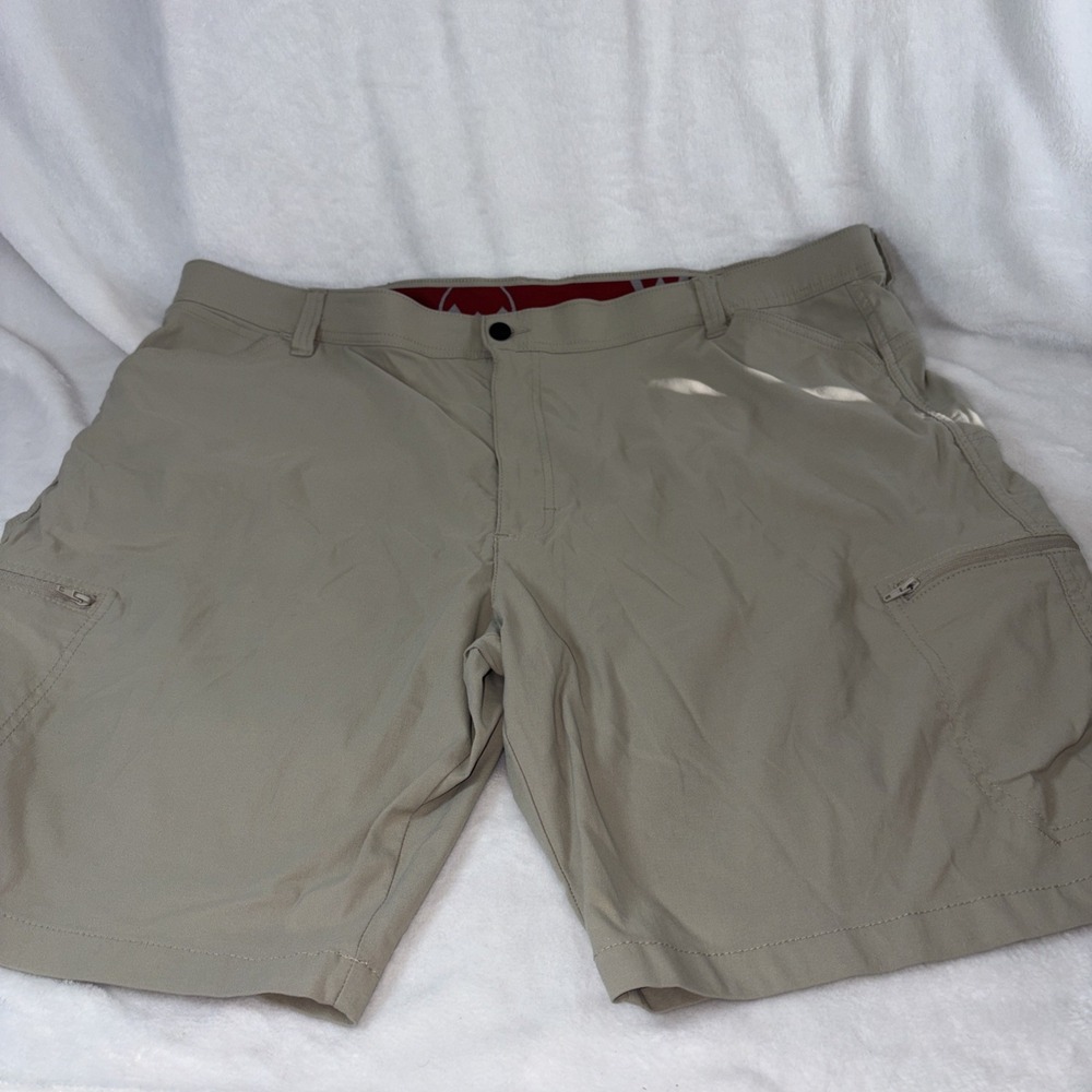 Wrangler Men's Performance Utility Shorts Khaki Quick Dry stretch 46 Breathable